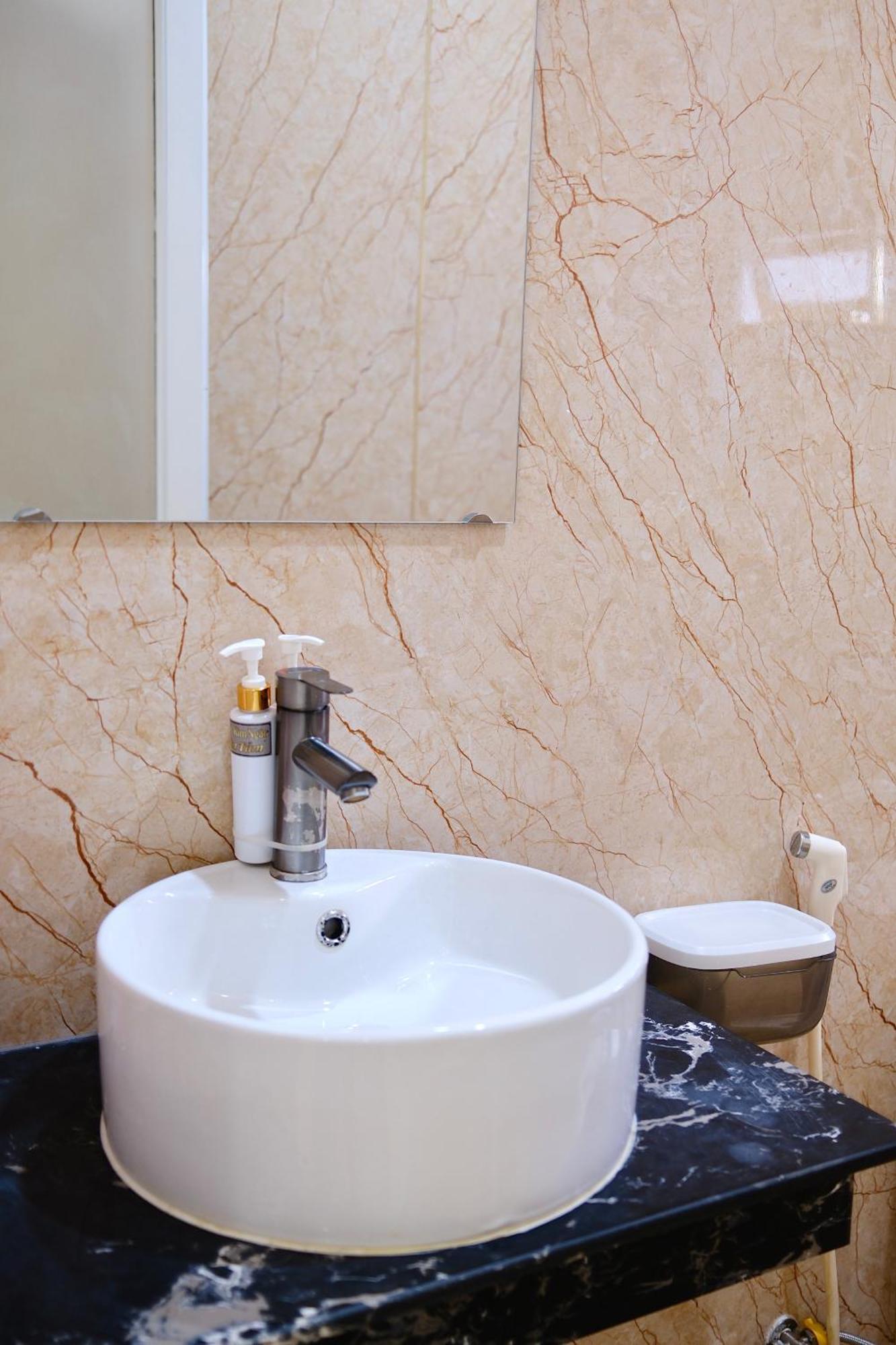 Kim Ngan Hotel Buon Ma Thuot Luaran gambar